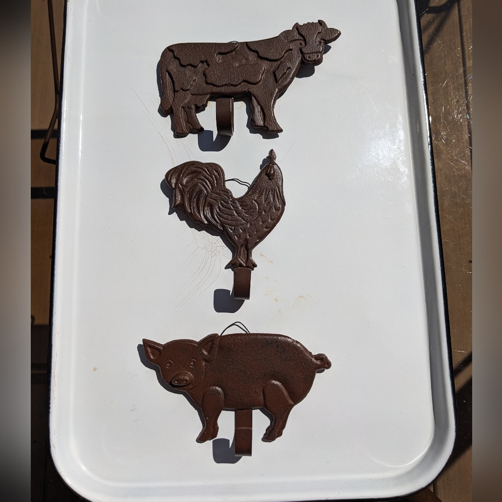 3 Animal Cast Iron Hooks - Cow - Rooster - Pig - Very Cute and Heavy Wall Hooks